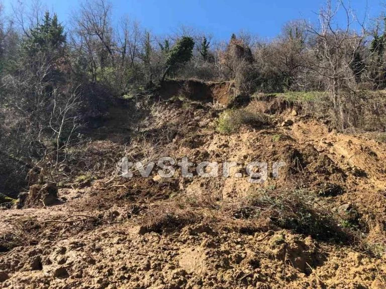 Ισχυρές κατολισθήσεις στη δυτική Φθιώτιδα-Αποκλείστηκαν χωριά!-Εικόνες